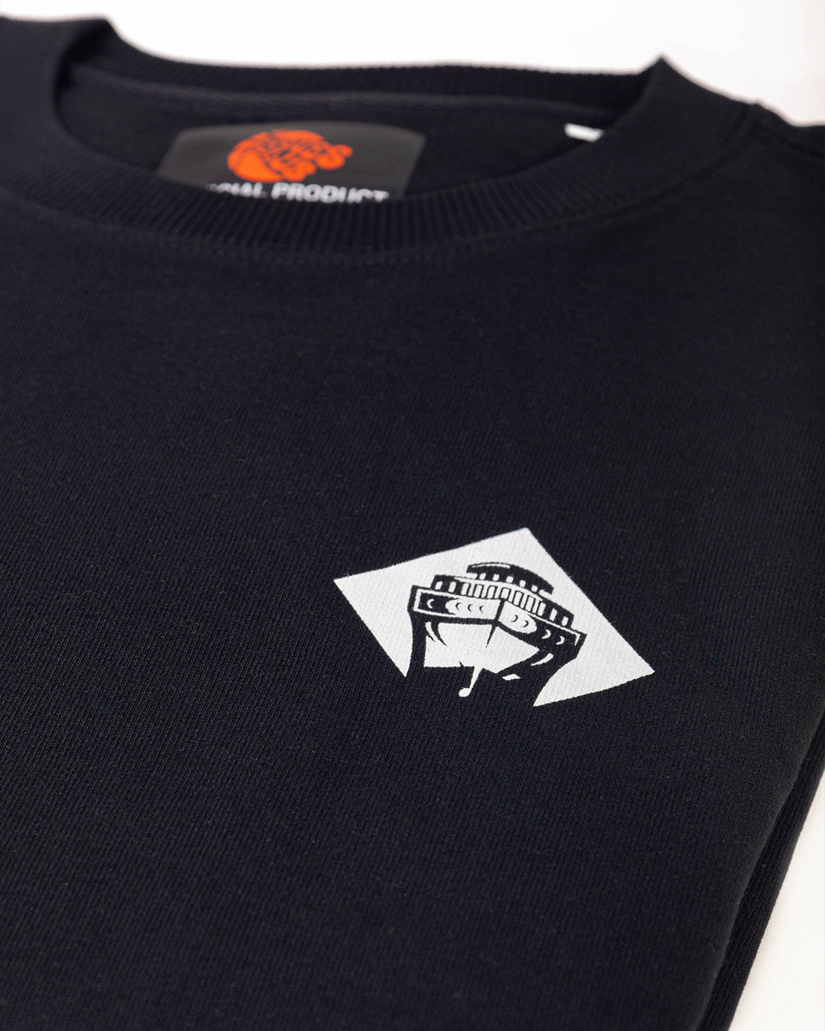SUDADERA NEGRA 2ND DROP